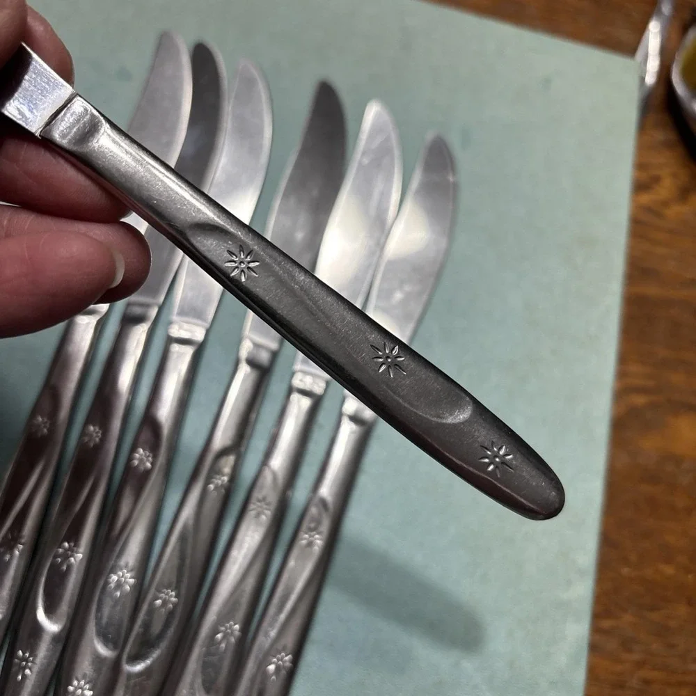 7 Vintage AMERICANA‎ STAR Stainless Table Knives